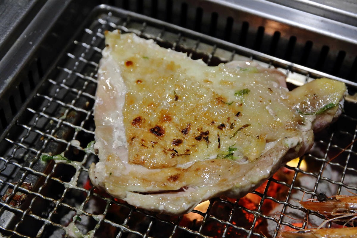 【食。內壢】一燒十味昭和園內壢省桃店〜桃園燒烤吃到飽推薦。懷舊復古主題餐廳,無肉不歡,肉食控必訪!