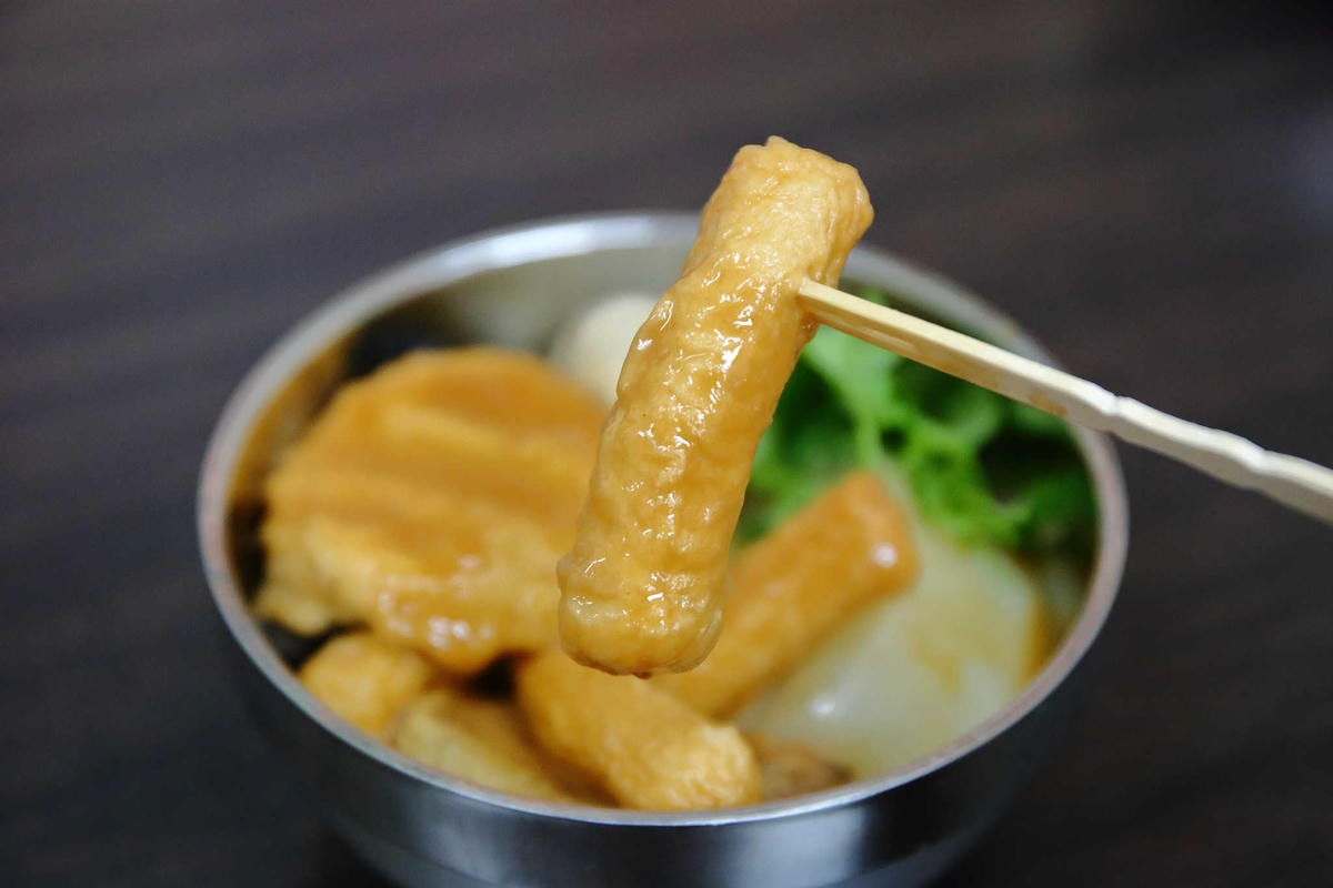 【食。桃園】極鱻麵線甜不辣龍安店〜桃園在地好滋味!蚵仔麵線/甜不辣銅板小吃,平凡中的不平凡滋味,一吃成主顧!