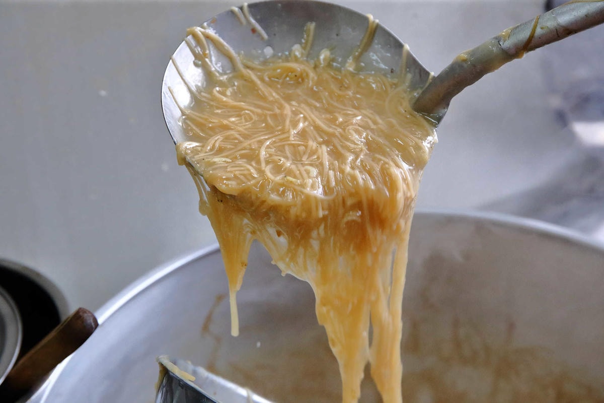 【食。桃園】極鱻麵線甜不辣龍安店〜桃園在地好滋味!蚵仔麵線/甜不辣銅板小吃,平凡中的不平凡滋味,一吃成主顧!