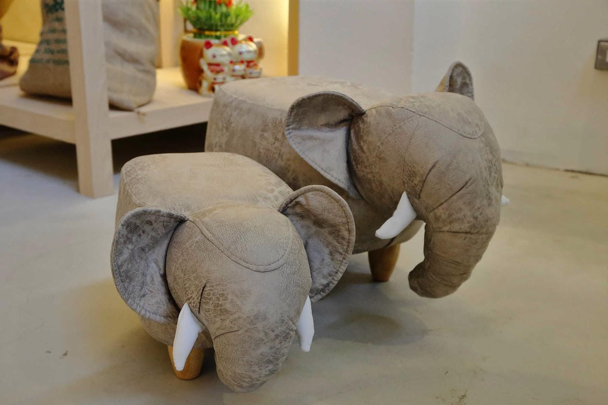 【食。桃園】鹿點咖啡 Luna桃園店〜第三家分店新開幕搶先報！帶我去月球！夢想實現，把月球搬進店裡？！