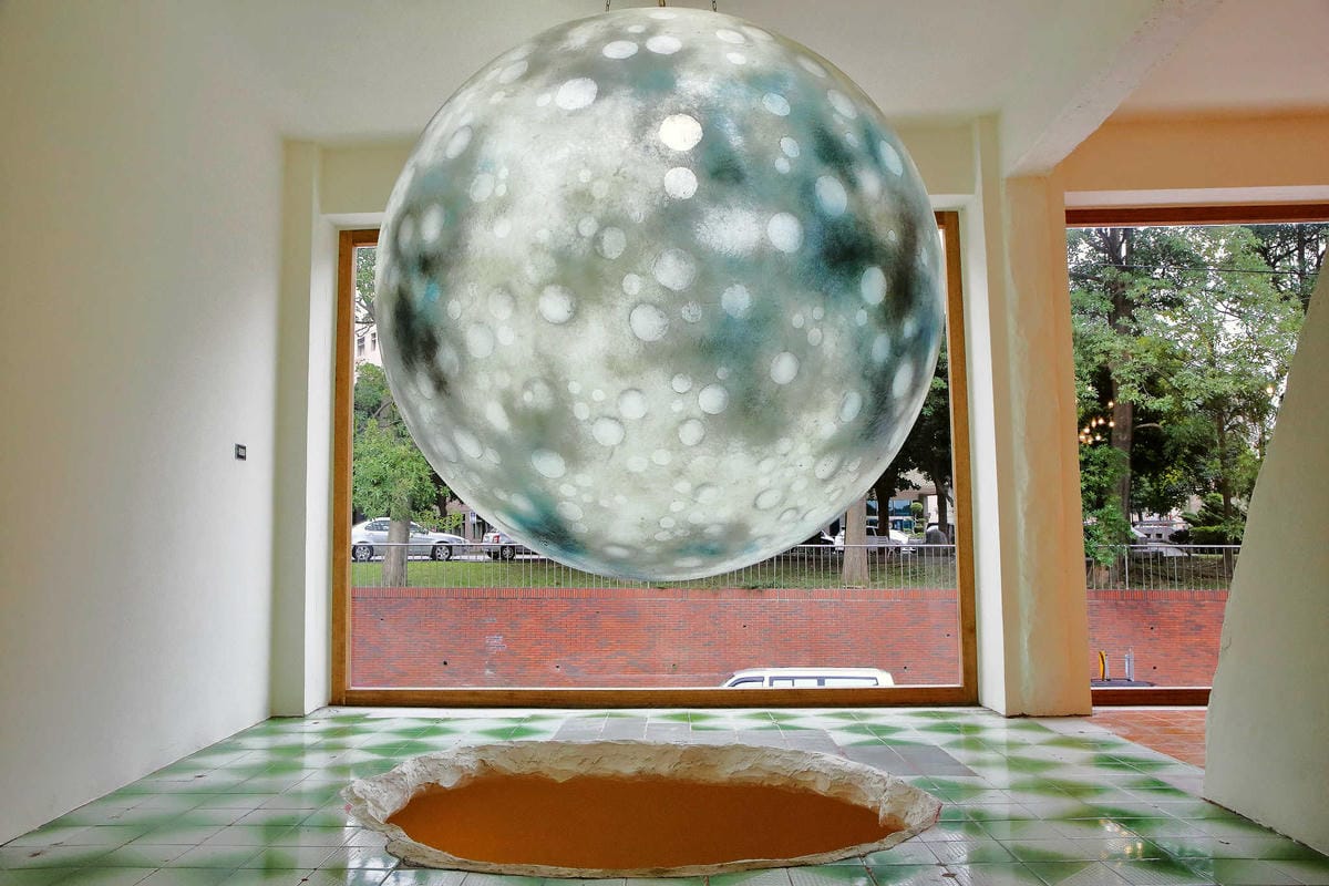 【食。桃園】鹿點咖啡 Luna桃園店〜第三家分店新開幕搶先報！帶我去月球！夢想實現，把月球搬進店裡？！