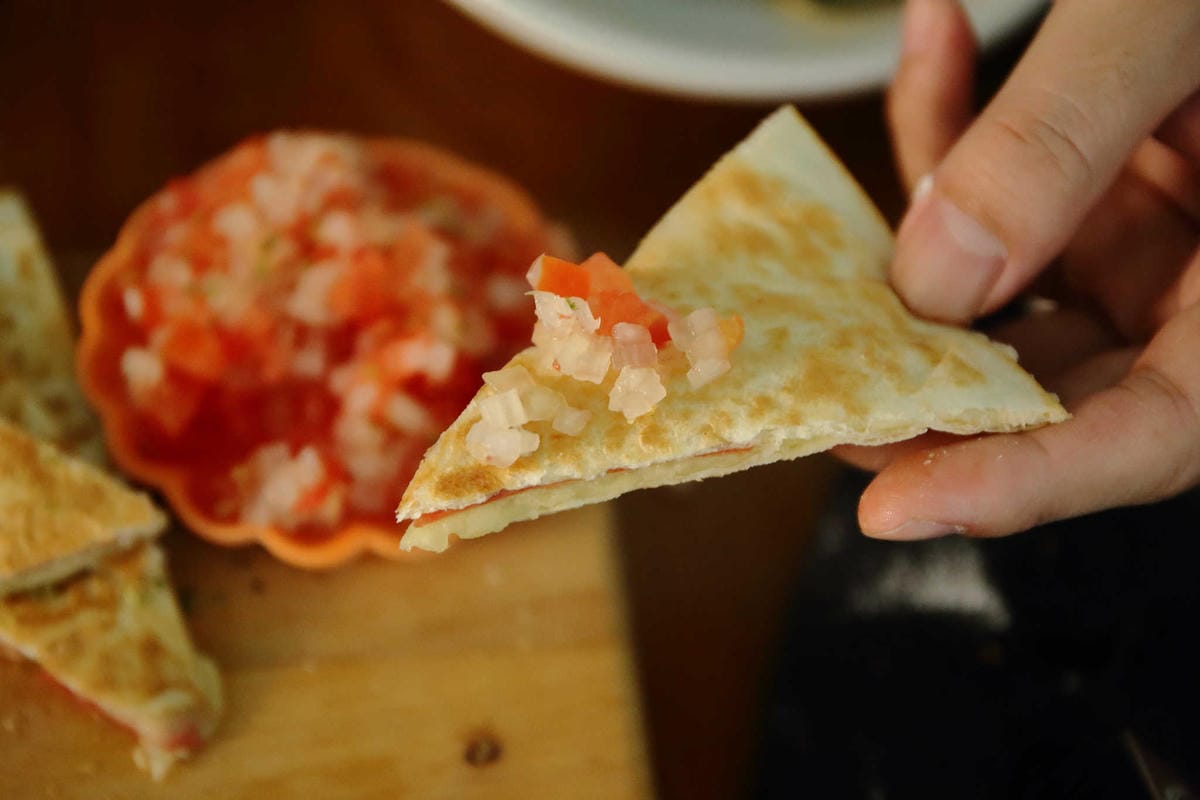 【食。桃園】鹿點咖啡 Luna桃園店〜第三家分店新開幕搶先報！帶我去月球！夢想實現，把月球搬進店裡？！