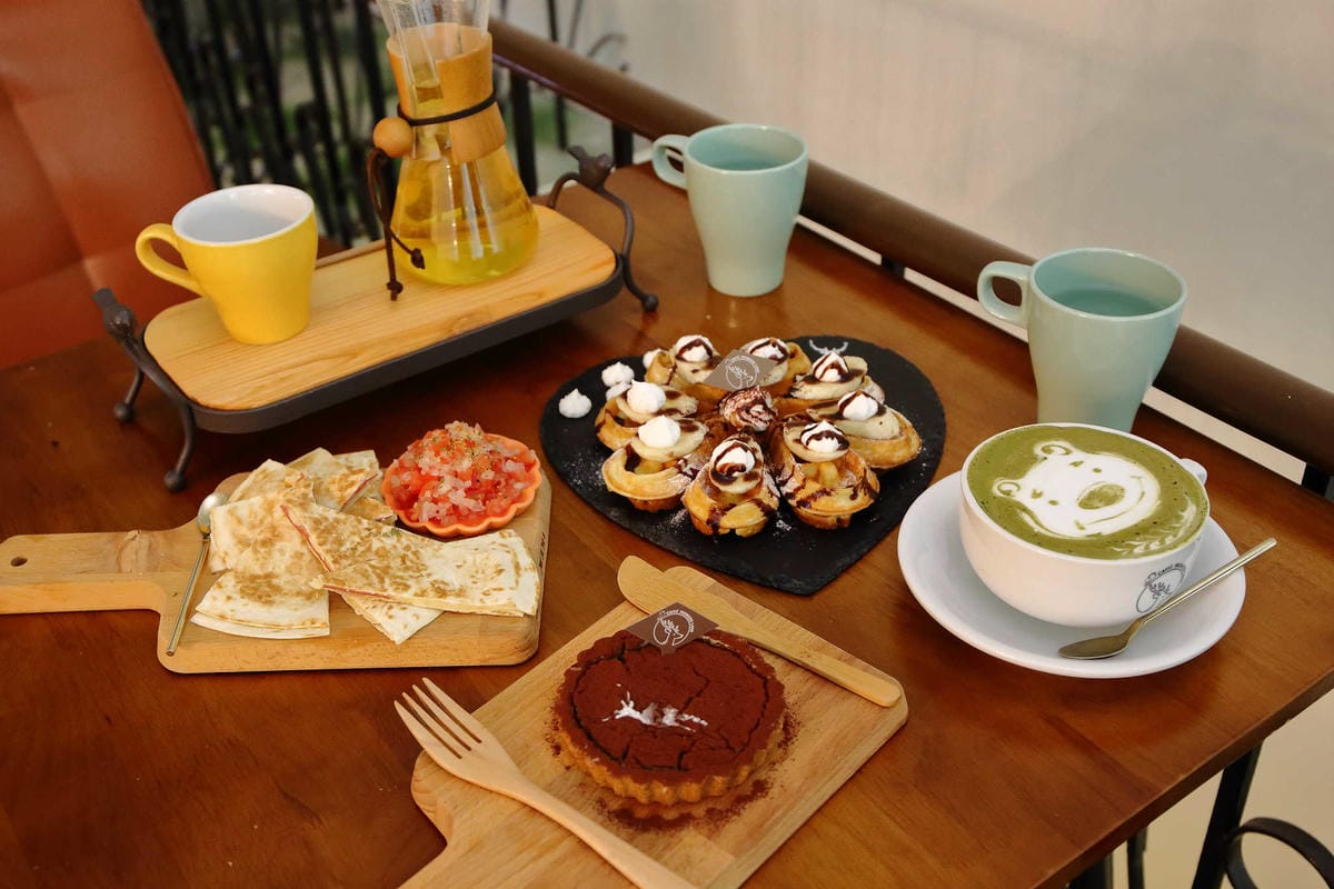 【食。桃園】鹿點咖啡 Luna桃園店〜第三家分店新開幕搶先報！帶我去月球！夢想實現，把月球搬進店裡？！