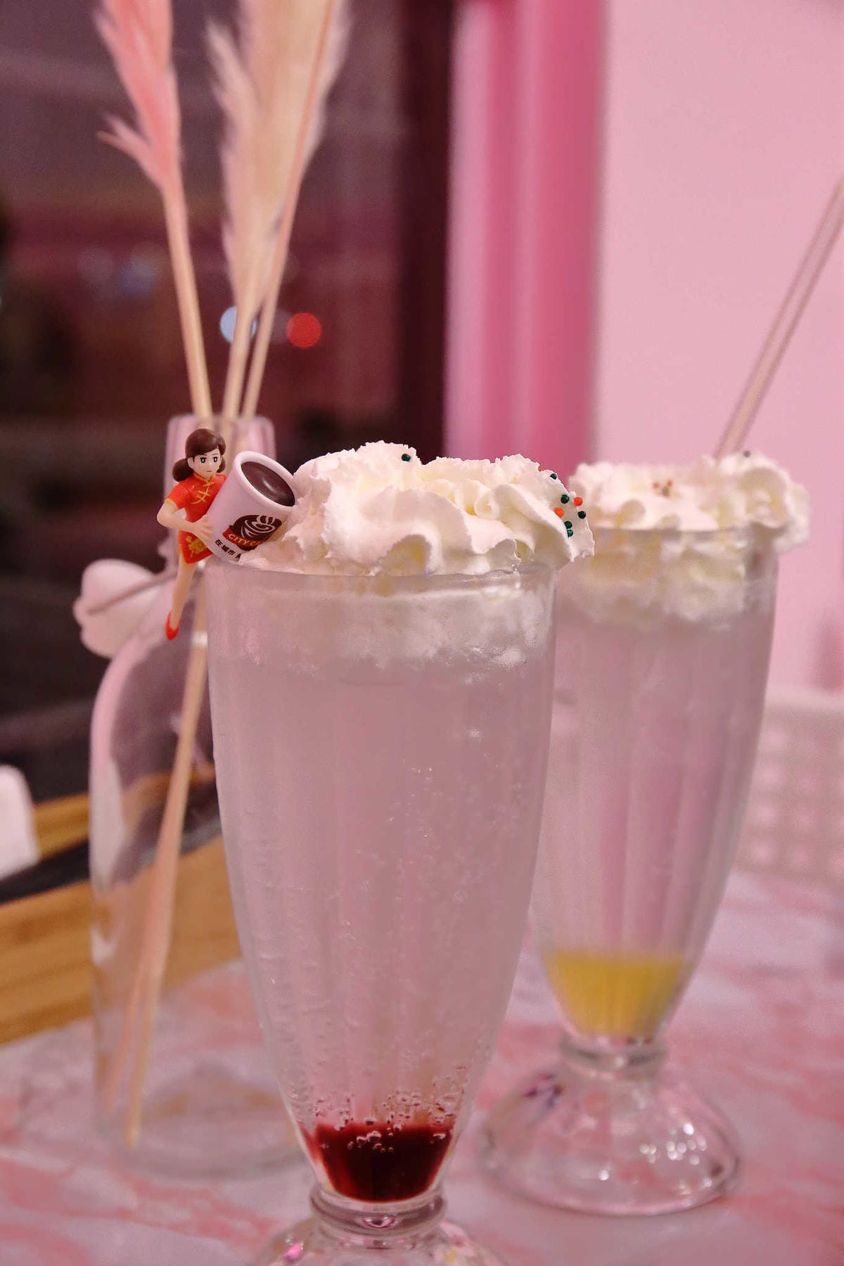 【食。桃園】浪漫廚房〜IG網紅拍照打卡新熱門粉色販賣機！夢幻粉色系餐廳，重溫韓劇甜蜜與浪漫情景❤(已歇業)