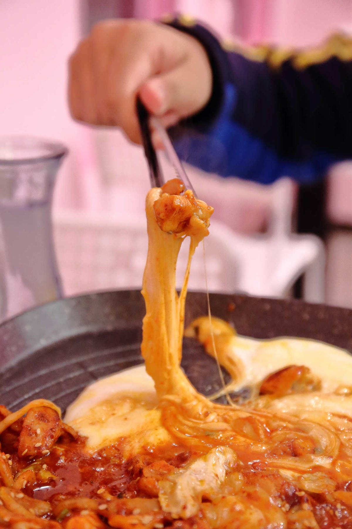 【食。桃園】浪漫廚房〜IG網紅拍照打卡新熱門粉色販賣機！夢幻粉色系餐廳，重溫韓劇甜蜜與浪漫情景❤(已歇業)