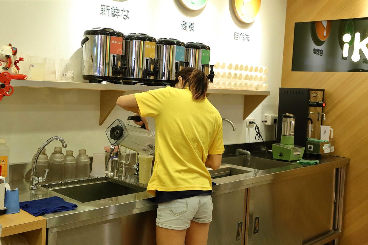 【食。蘆洲】Ikiwi趣味果飲蘆洲忠孝店〜100%新鮮現打果汁！不使用濃縮汁，喝得到果粒的果汁！