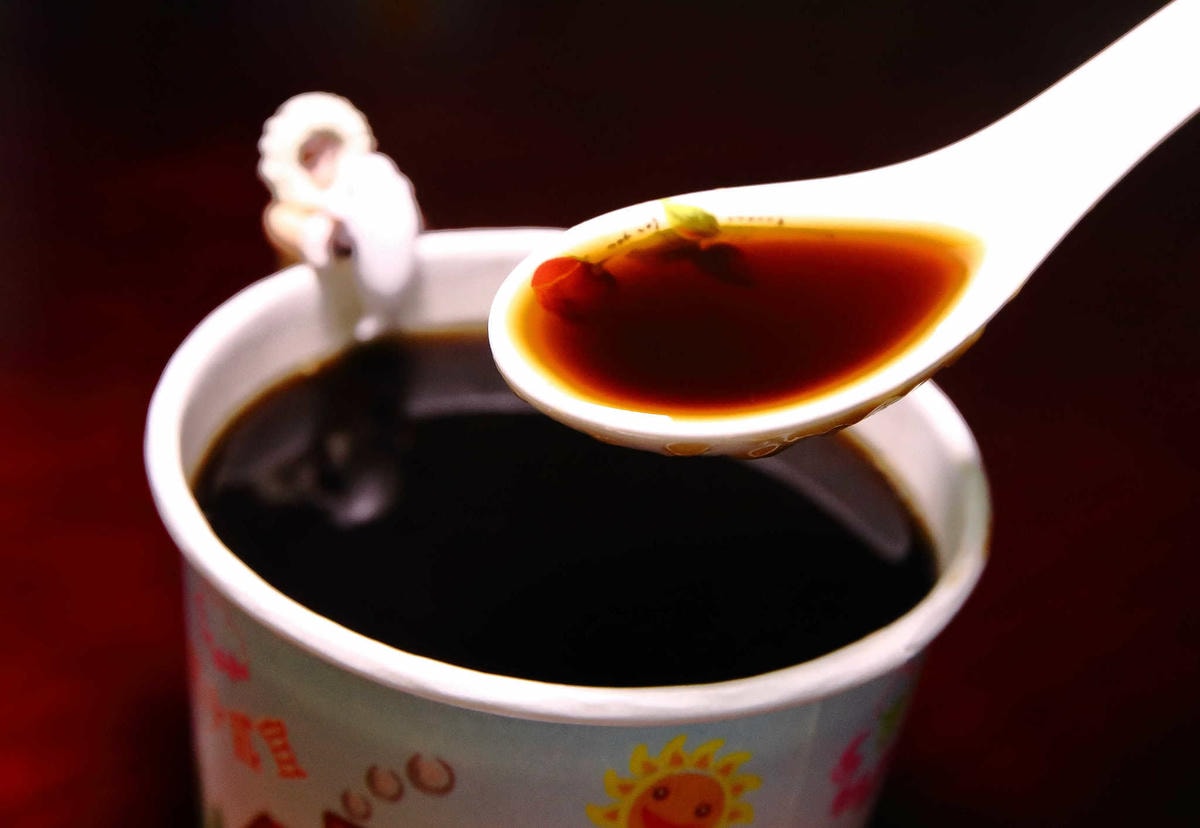 【食。桃園】星大王甜品專賣〜暖呼呼的冬至湯圓來囉!手工芋圓VS綜合湯圓「爆漿流出」,心和胃都暖了起來