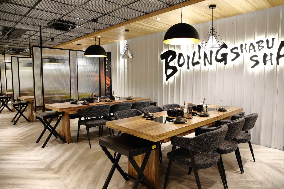 【食。中和】沸騰涮涮鍋-中山店〜中和火鍋推薦!CP值破表,平價的高級肉品專賣,環境優渥的親子用餐空間,沒吃過一定會後悔!(已歇業)