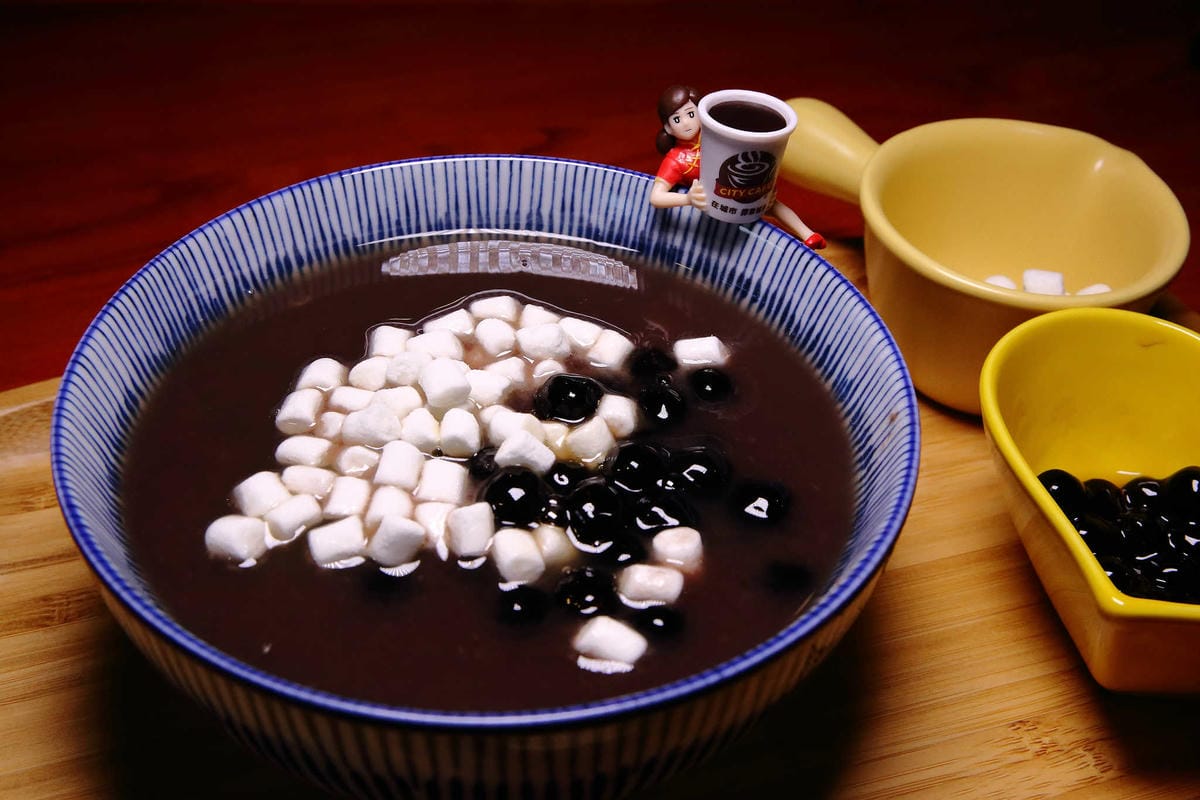 【食。桃園】餓人谷有間客棧人文茶館〜鞦韆復古主題餐廳，品茶、簡餐、茶點，朋友聚餐、情侶約會都適合(已歇業)