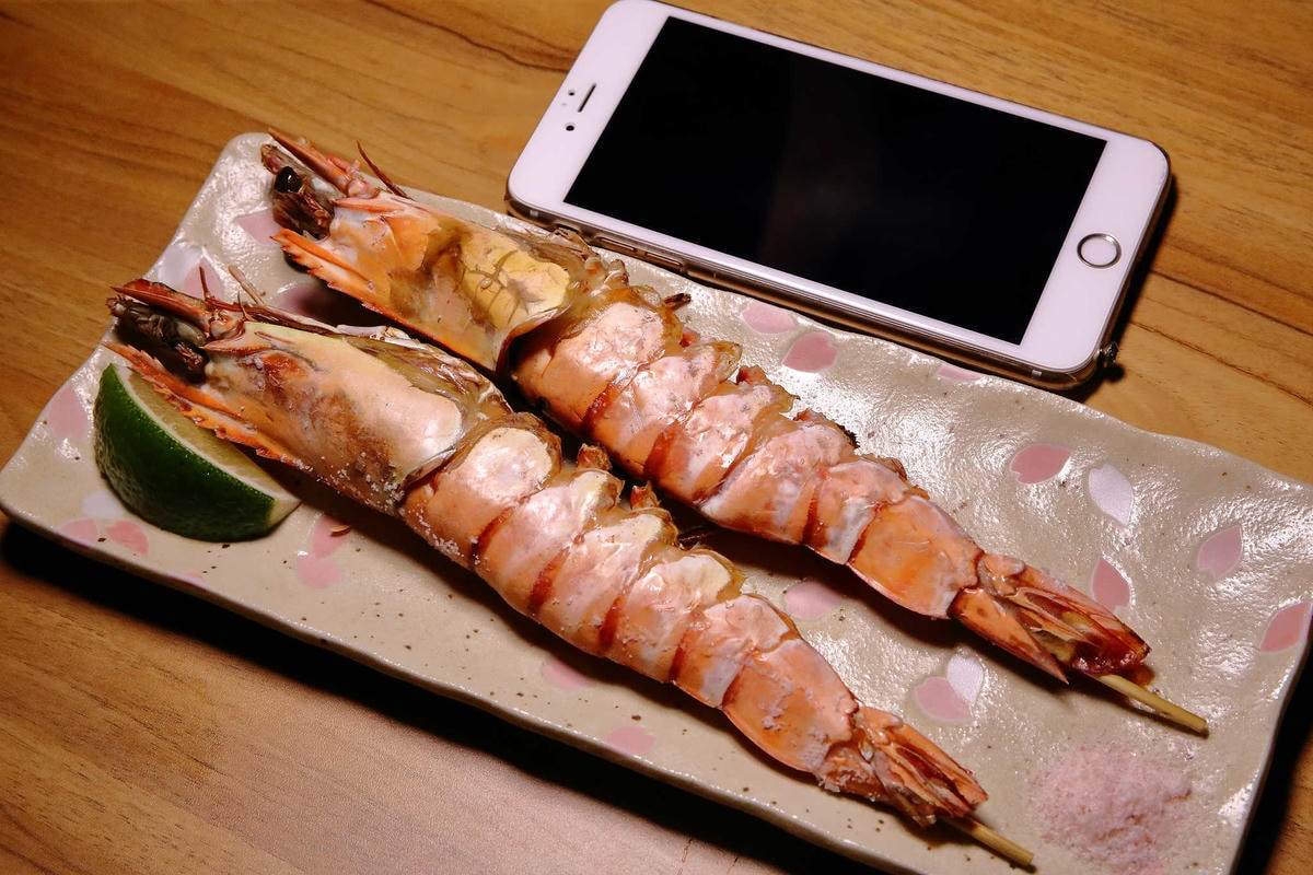 【食。新莊】次郎串燒-新莊店〜新莊串燒居酒屋。小資族下班的聚會平價居酒屋,輕鬆吃串燒、喝啤酒、大聲聊天!