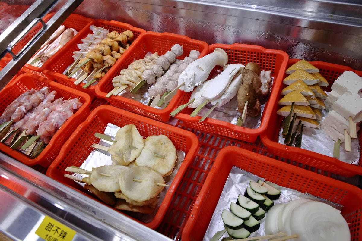 【食。新莊】次郎串燒-新莊店〜新莊串燒居酒屋。小資族下班的聚會平價居酒屋,輕鬆吃串燒、喝啤酒、大聲聊天!