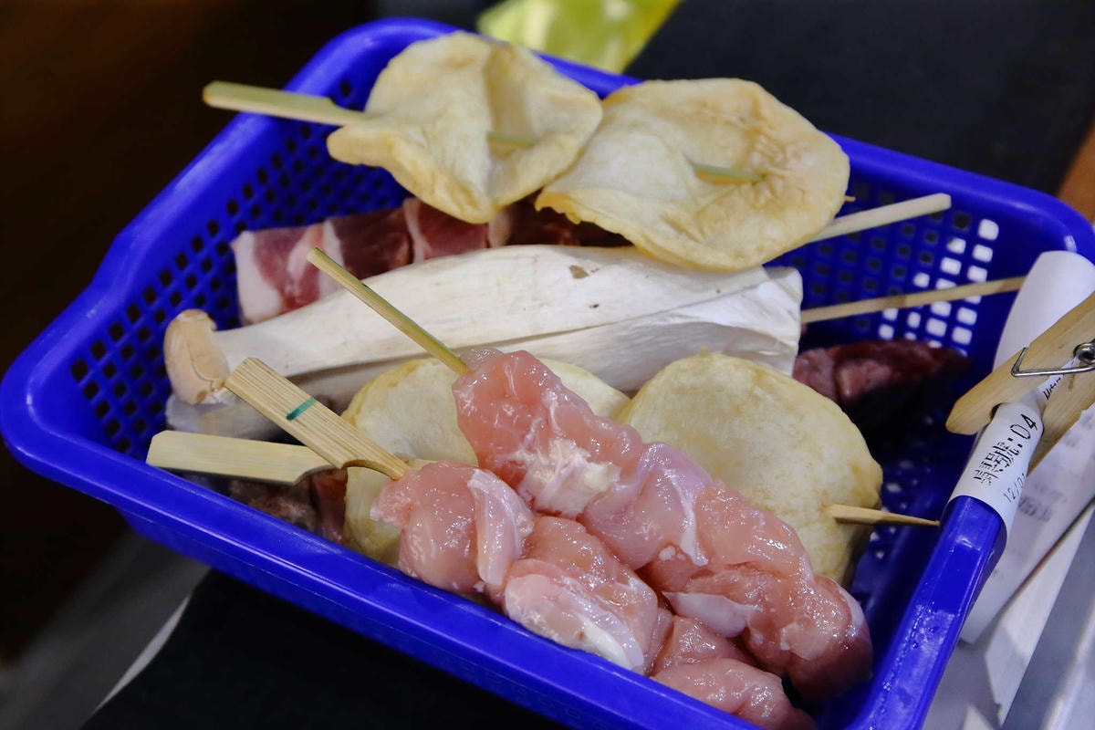 【食。新莊】次郎串燒-新莊店〜新莊串燒居酒屋。小資族下班的聚會平價居酒屋,輕鬆吃串燒、喝啤酒、大聲聊天!