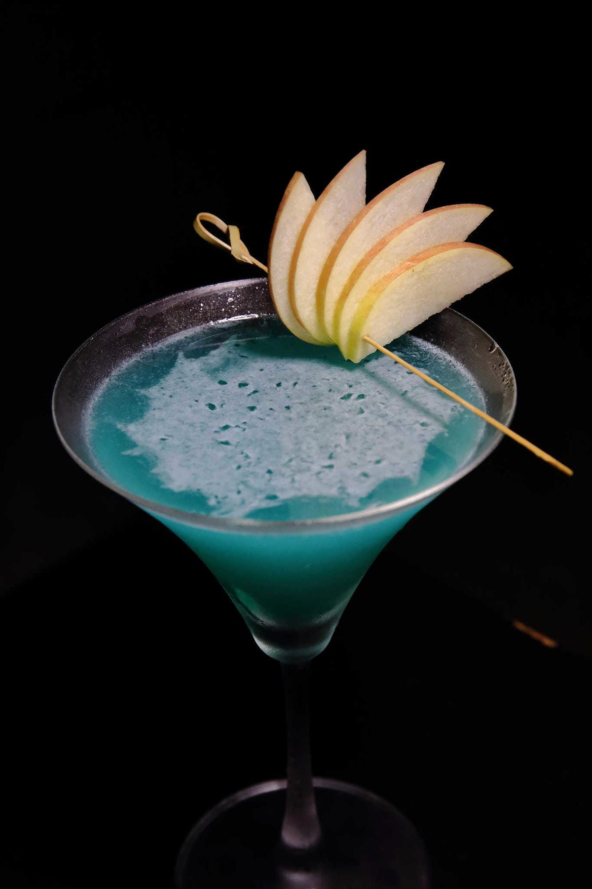 【食。台北】Elfin Restaurant & Lounge〜小週末微醺夜！時尚餐酒吧，視覺系食堂，型男調酒師美味加分