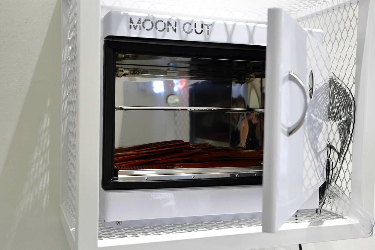 【髮型。桃園中壢】MOON CUT Hair Cut〜中原夜市專業佰元快速剪髮造型，省時省錢又有型，My Hair My Style！