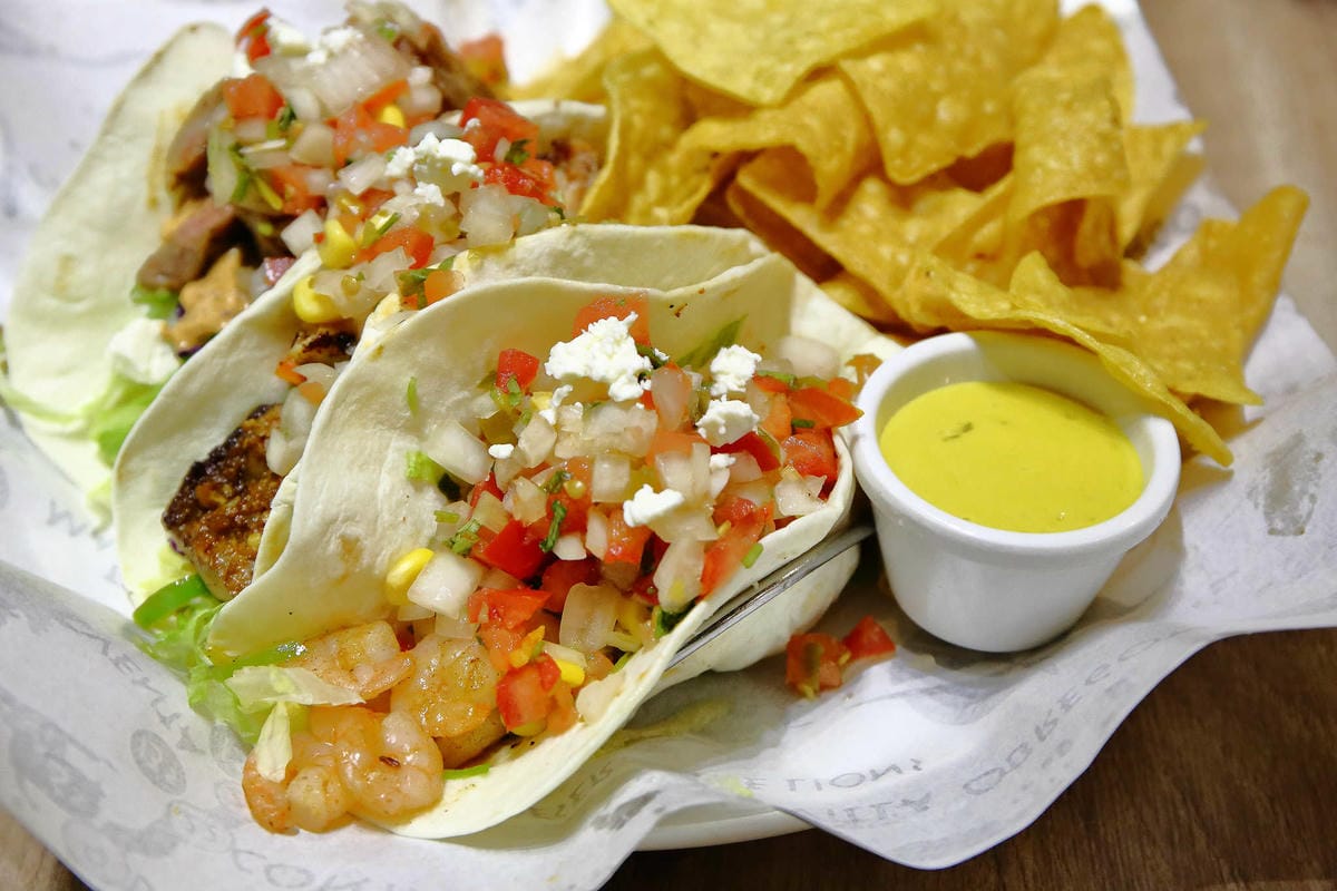 【食。新莊】Goodday輔大旗艦店〜新莊美式餐廳/桌遊主題餐廳/同事聚餐、尾牙包場、公司聚餐推薦！