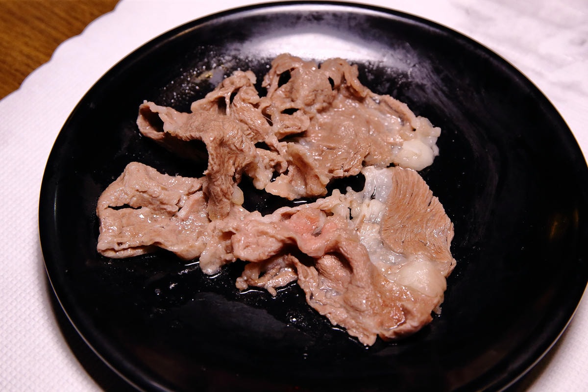 【食。板橋】京宴屋溫體牛肉涮涮鍋吃到飽〜全台唯一溫體牛肉吃到飽。現涮溫體牛,肉鮮好滋味!