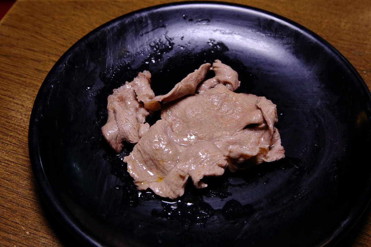 【食。板橋】京宴屋溫體牛肉涮涮鍋吃到飽〜全台唯一溫體牛肉吃到飽。現涮溫體牛,肉鮮好滋味!