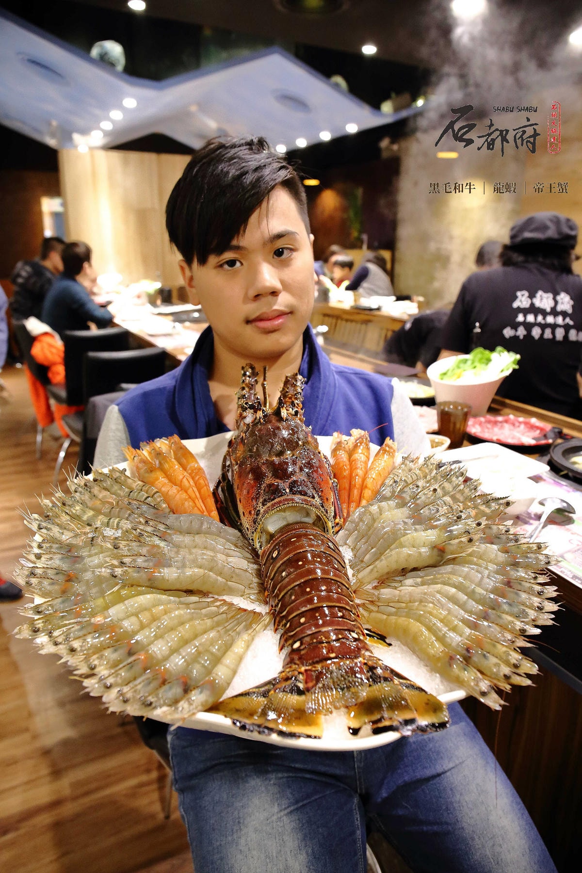 【食。新莊】石都府石頭火鍋達人〜新莊火鍋推薦。石頭火鍋的魅力誰能抵擋?平價消費、高級享受的海鮮火鍋饗宴!