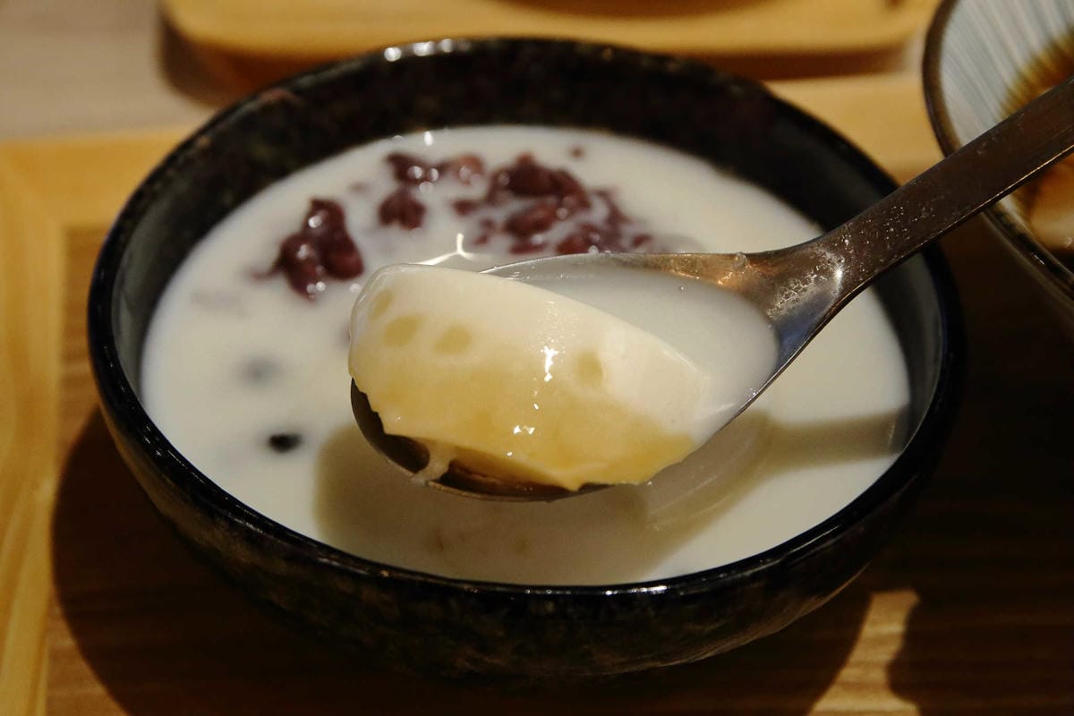 【食。台北】屋琥甜冰品〜冬日到，來碗熱呼呼的暖心甜湯！最新IG打卡美食，中正紀念堂冰品，浪漫繽紛乾燥花海