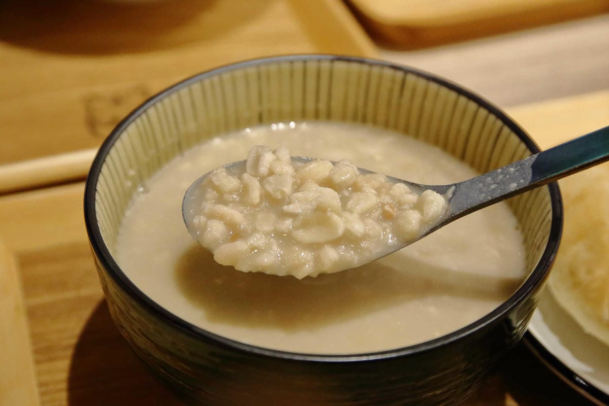 【食。台北】屋琥甜冰品〜冬日到，來碗熱呼呼的暖心甜湯！最新IG打卡美食，中正紀念堂冰品，浪漫繽紛乾燥花海