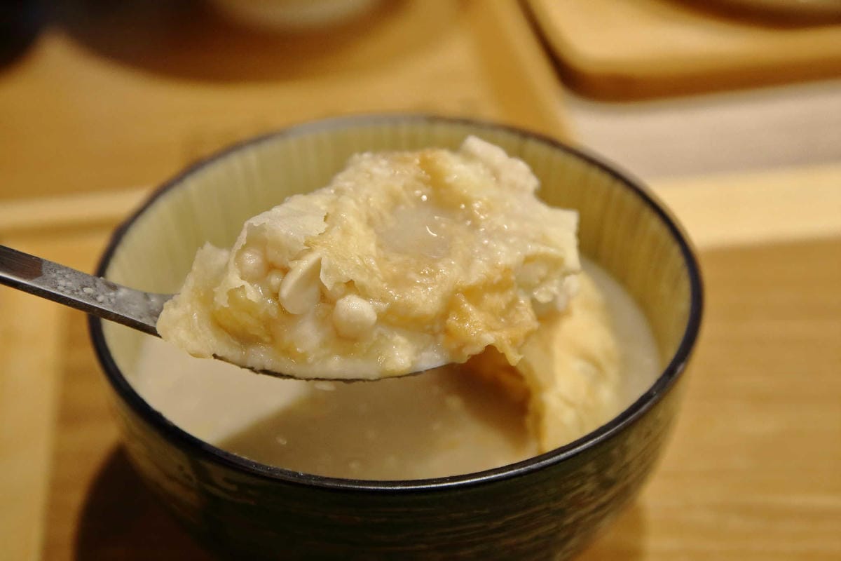 【食。台北】屋琥甜冰品〜冬日到，來碗熱呼呼的暖心甜湯！最新IG打卡美食，中正紀念堂冰品，浪漫繽紛乾燥花海