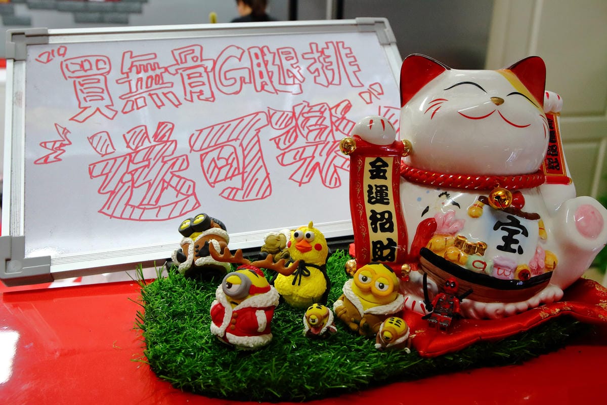 【食。台中】胖老爹美式炸雞-東山文心店〜網友激推全台最強炸雞冠軍！現點現炸，吮指奶香炸雞，會噴汁！