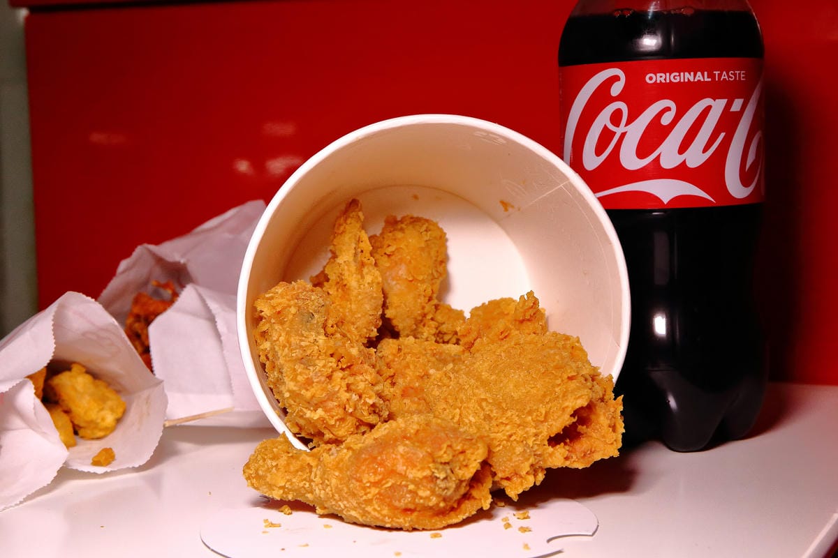 【食。台中】胖老爹美式炸雞-東山文心店〜網友激推全台最強炸雞冠軍！現點現炸，吮指奶香炸雞，會噴汁！