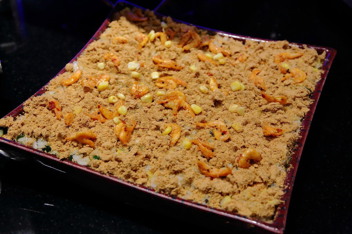 【食。中壢】千葉火鍋-環中尊爵館〜桃園中壢火鍋吃到飽。火鍋界的霸主!超值火鍋百匯吃到飽一網打盡!