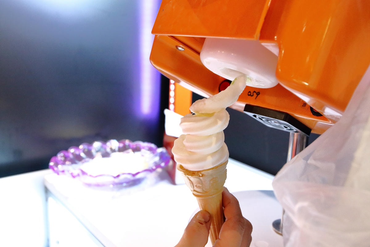 【食。中壢】千葉火鍋-環中尊爵館〜桃園中壢火鍋吃到飽。火鍋界的霸主!超值火鍋百匯吃到飽一網打盡!