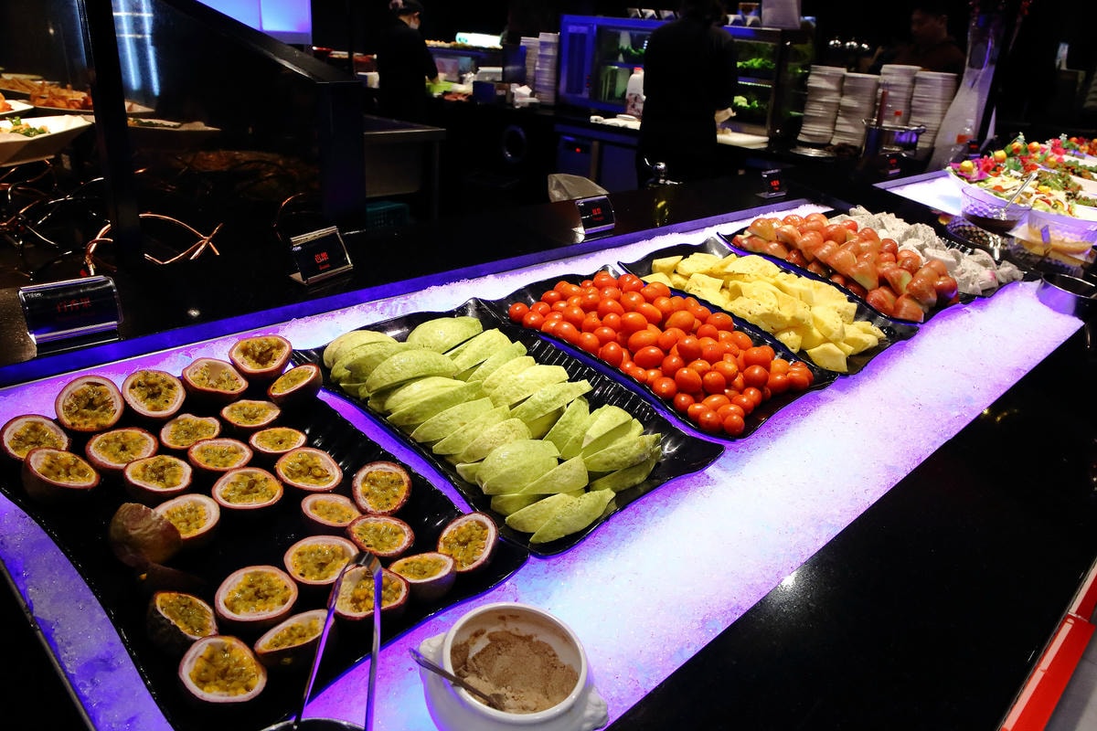 【食。中壢】千葉火鍋-環中尊爵館〜桃園中壢火鍋吃到飽。火鍋界的霸主!超值火鍋百匯吃到飽一網打盡!