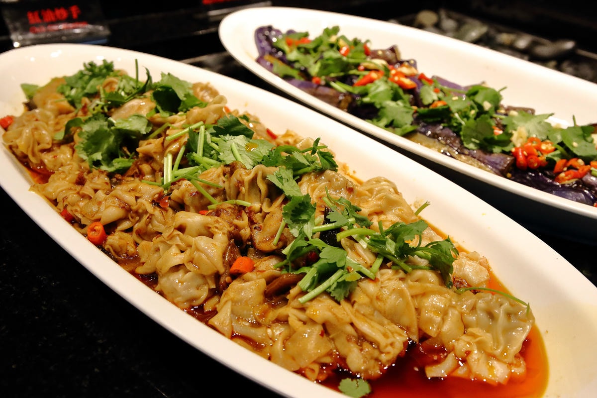 【食。中壢】千葉火鍋-環中尊爵館〜桃園中壢火鍋吃到飽。火鍋界的霸主!超值火鍋百匯吃到飽一網打盡!