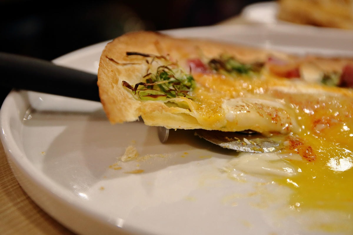 【食。內湖】洋夫人壽喜燒鍋物牛排〜內湖牛排鍋物推薦。精緻牛排、日式鍋物、義式披薩,三種願望一次滿足!(已歇業)