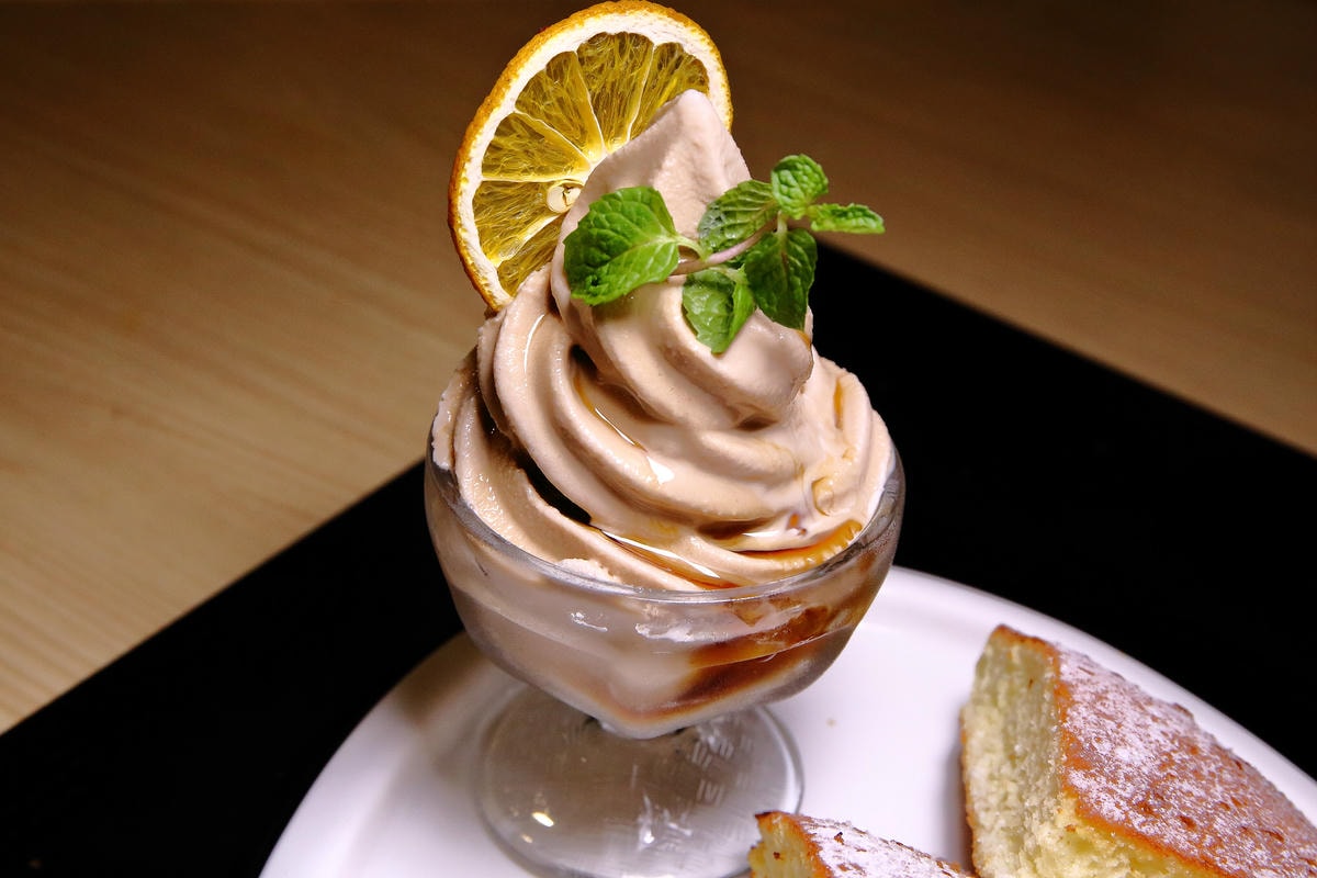 【食。內湖】洋夫人壽喜燒鍋物牛排〜內湖牛排鍋物推薦。精緻牛排、日式鍋物、義式披薩,三種願望一次滿足!(已歇業)