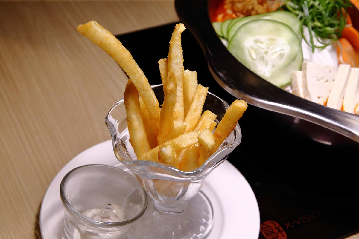 【食。內湖】洋夫人壽喜燒鍋物牛排〜內湖牛排鍋物推薦。精緻牛排、日式鍋物、義式披薩,三種願望一次滿足!(已歇業)