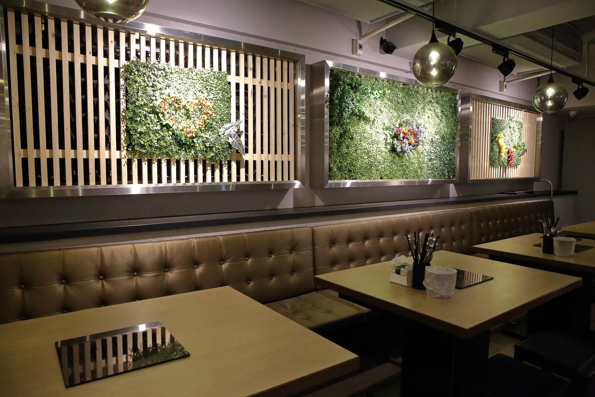 【食。內湖】洋夫人壽喜燒鍋物牛排〜內湖牛排鍋物推薦。精緻牛排、日式鍋物、義式披薩,三種願望一次滿足!(已歇業)