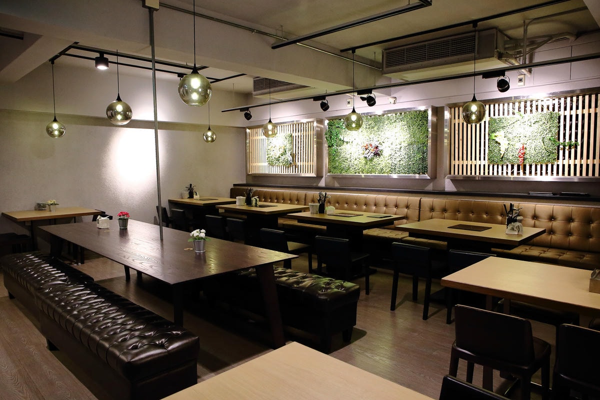 【食。內湖】洋夫人壽喜燒鍋物牛排〜內湖牛排鍋物推薦。精緻牛排、日式鍋物、義式披薩,三種願望一次滿足!(已歇業)