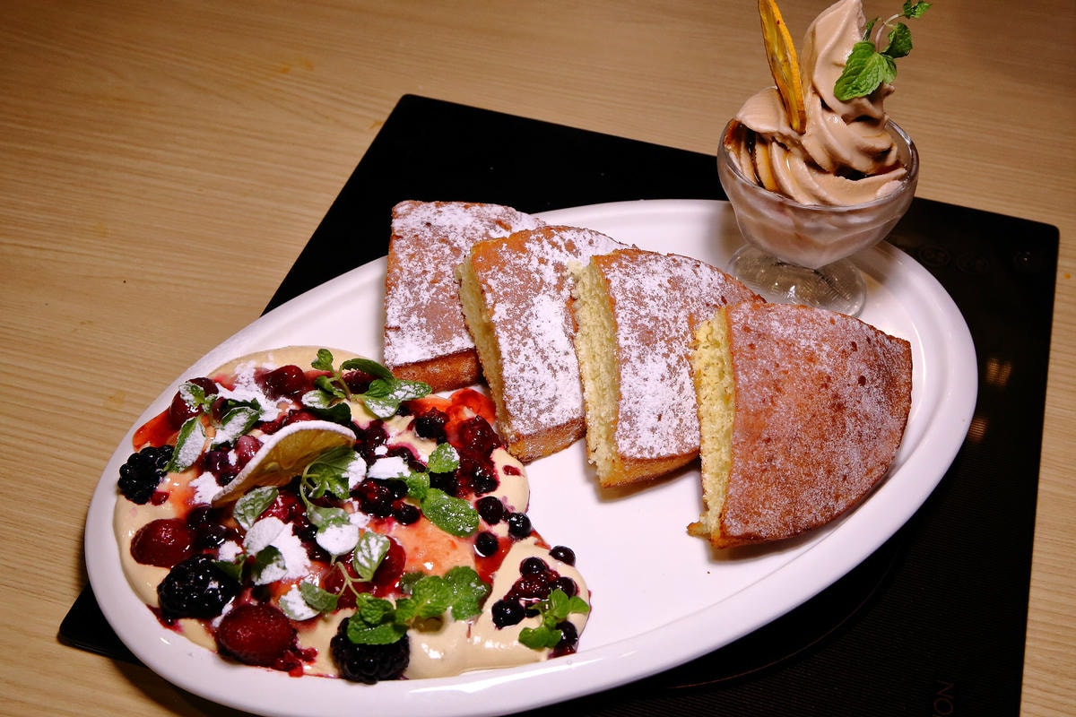 【食。內湖】洋夫人壽喜燒鍋物牛排〜內湖牛排鍋物推薦。精緻牛排、日式鍋物、義式披薩,三種願望一次滿足!(已歇業)