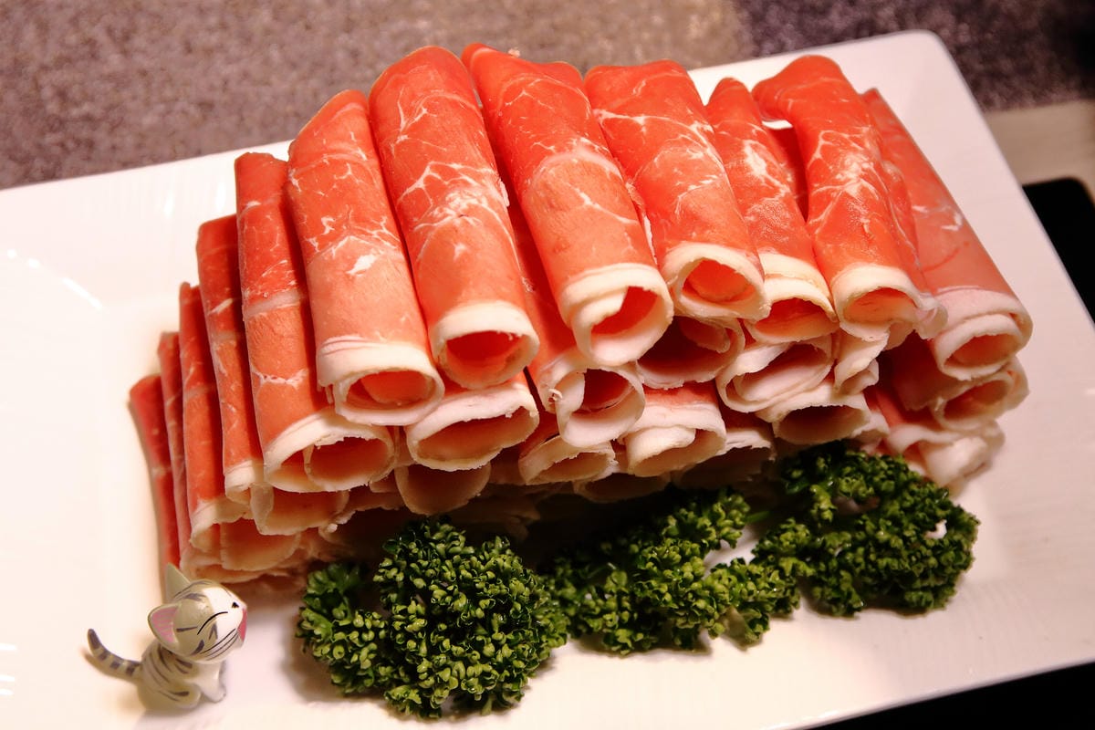 【食。新莊】覓 精緻鍋物〜新莊鍋物推薦。深藏住宅區的美味餐點，簡單鍋物不簡單的食材！