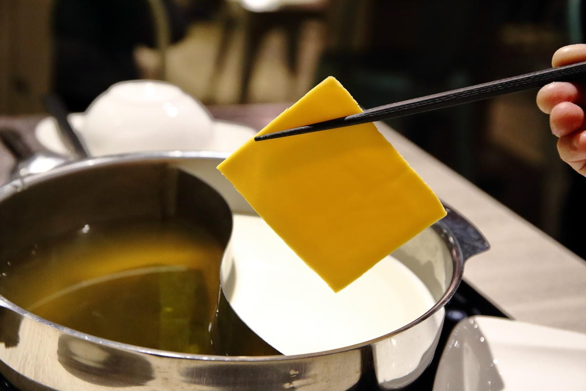 【食。新莊】覓 精緻鍋物〜新莊鍋物推薦。深藏住宅區的美味餐點，簡單鍋物不簡單的食材！