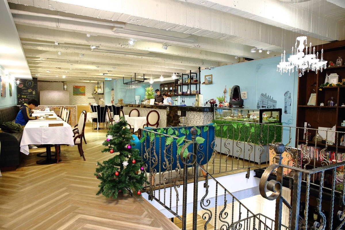 【食。台北】春日甜Café〜中山甜點下午茶推薦。隱身於市區低調華麗風咖啡廳,自製手工甜點下午茶,IG打卡新聖地!