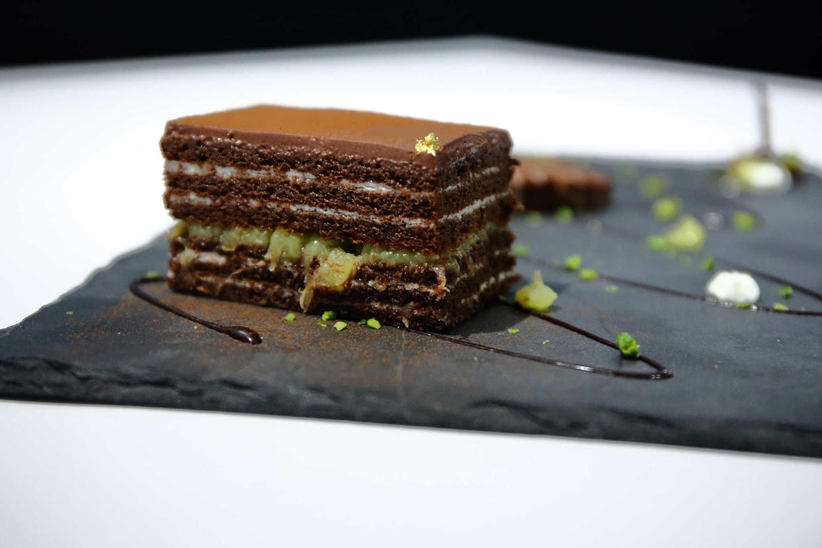 【食。台北】春日甜Café〜中山甜點下午茶推薦。隱身於市區低調華麗風咖啡廳,自製手工甜點下午茶,IG打卡新聖地!