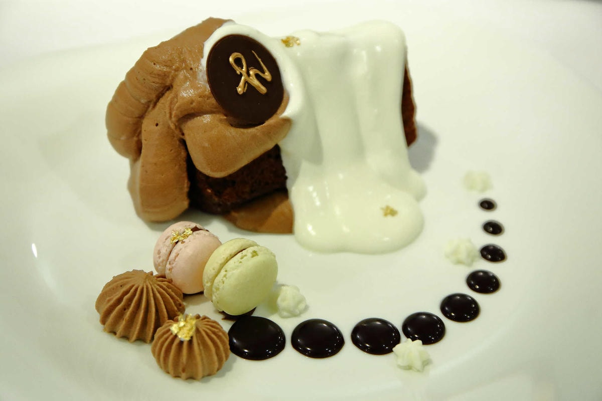 【食。台北】春日甜Café〜中山甜點下午茶推薦。隱身於市區低調華麗風咖啡廳,自製手工甜點下午茶,IG打卡新聖地!