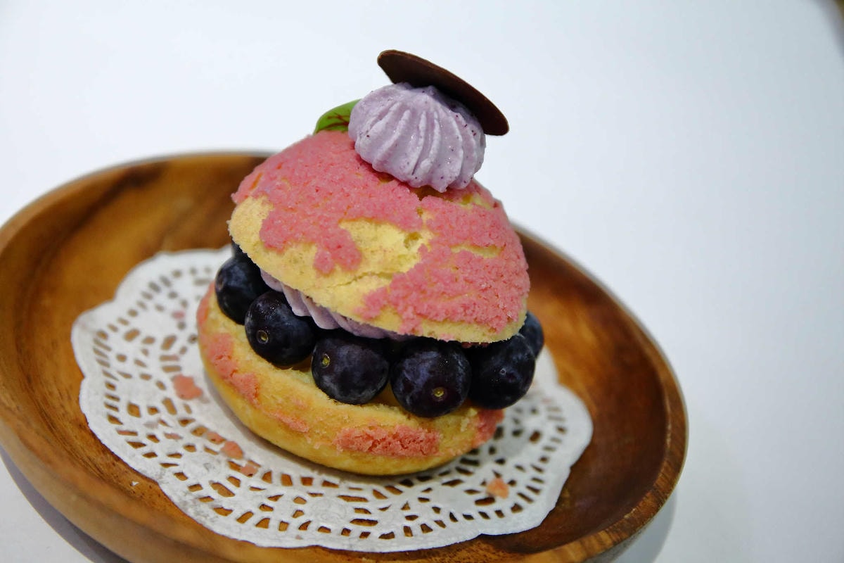 【食。台北】春日甜Café〜中山甜點下午茶推薦。隱身於市區低調華麗風咖啡廳,自製手工甜點下午茶,IG打卡新聖地!