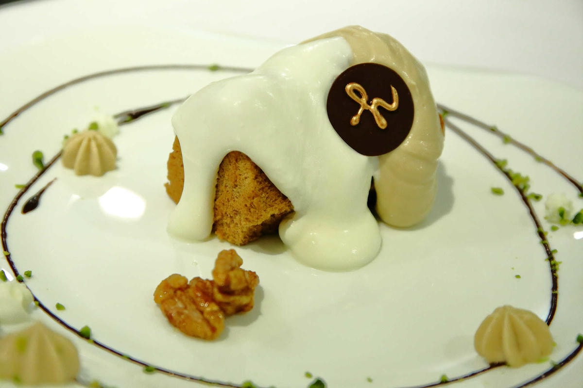 【食。台北】春日甜Café〜中山甜點下午茶推薦。隱身於市區低調華麗風咖啡廳,自製手工甜點下午茶,IG打卡新聖地!