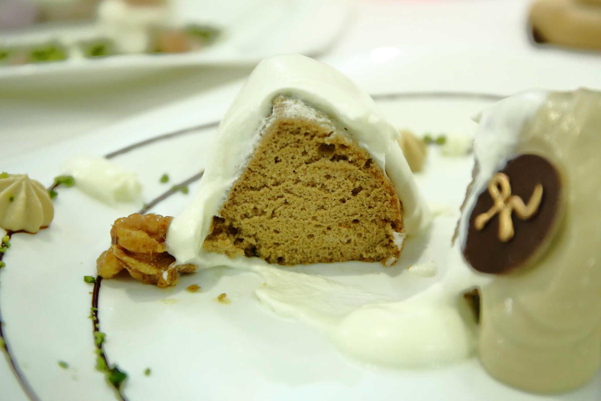 【食。台北】春日甜Café〜中山甜點下午茶推薦。隱身於市區低調華麗風咖啡廳,自製手工甜點下午茶,IG打卡新聖地!