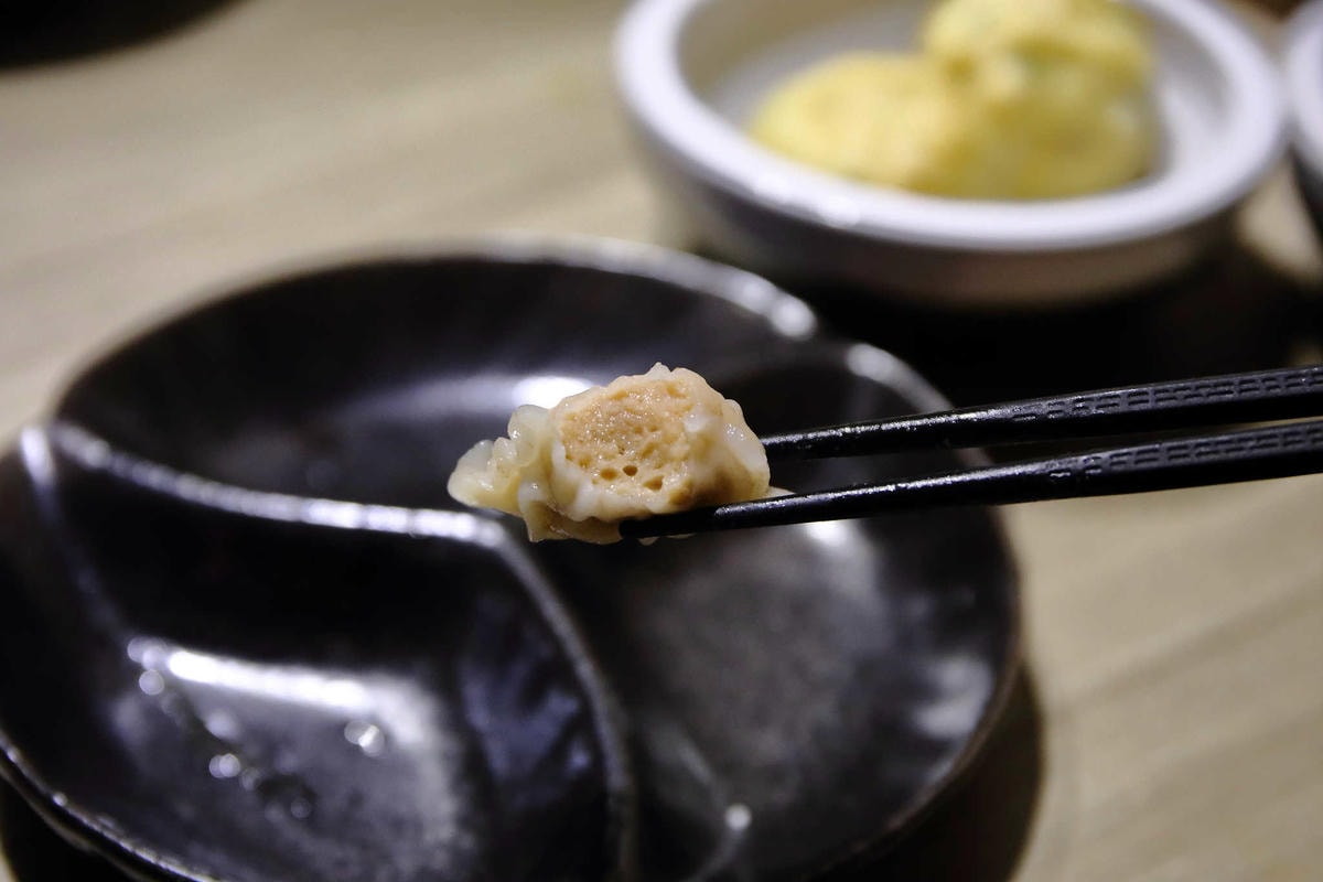 【食。台北】激安の鍋物 吉烹酒場〜超便宜東區火鍋推薦!熱炒與鍋物的衝擊,視覺及味覺雙重饗宴一次滿足!