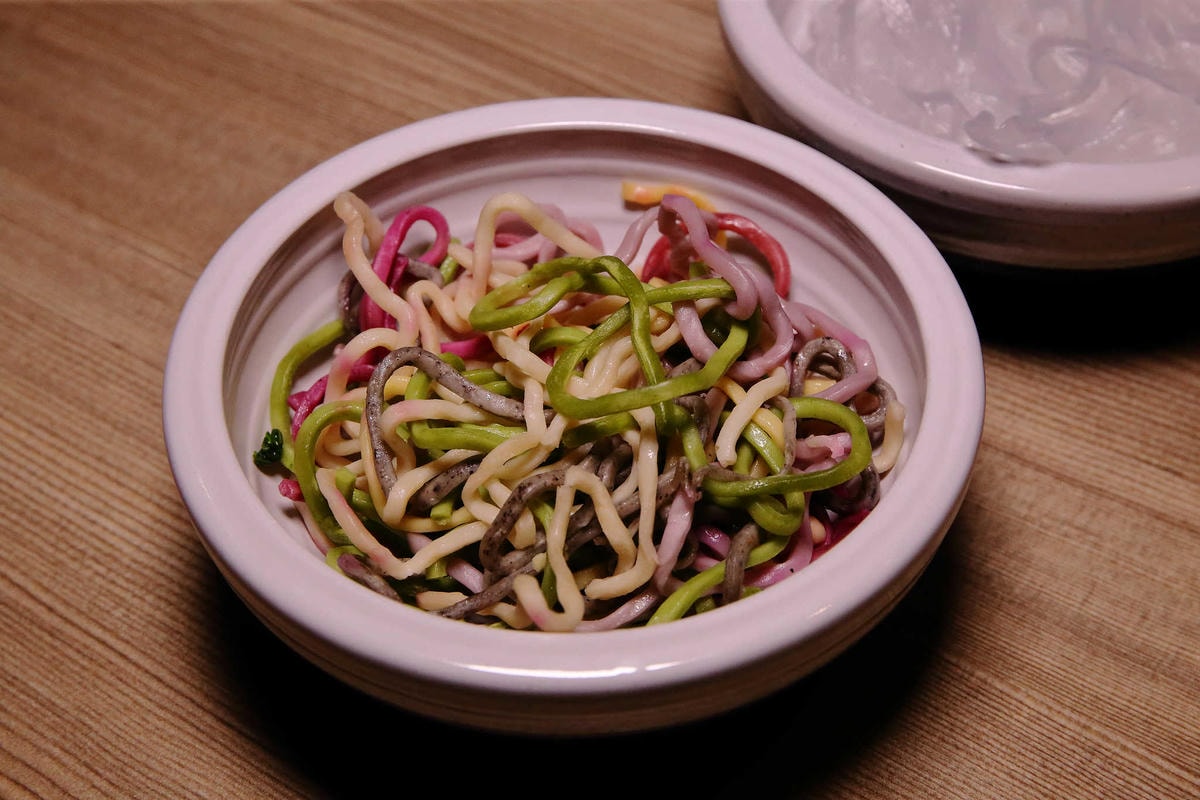 【食。台北】激安の鍋物 吉烹酒場〜超便宜東區火鍋推薦!熱炒與鍋物的衝擊,視覺及味覺雙重饗宴一次滿足!