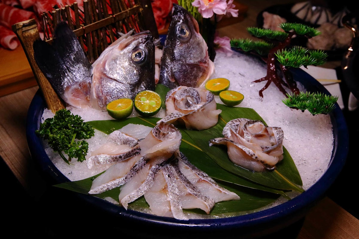 【食。台北】激安の鍋物 吉烹酒場〜超便宜東區火鍋推薦!熱炒與鍋物的衝擊,視覺及味覺雙重饗宴一次滿足!