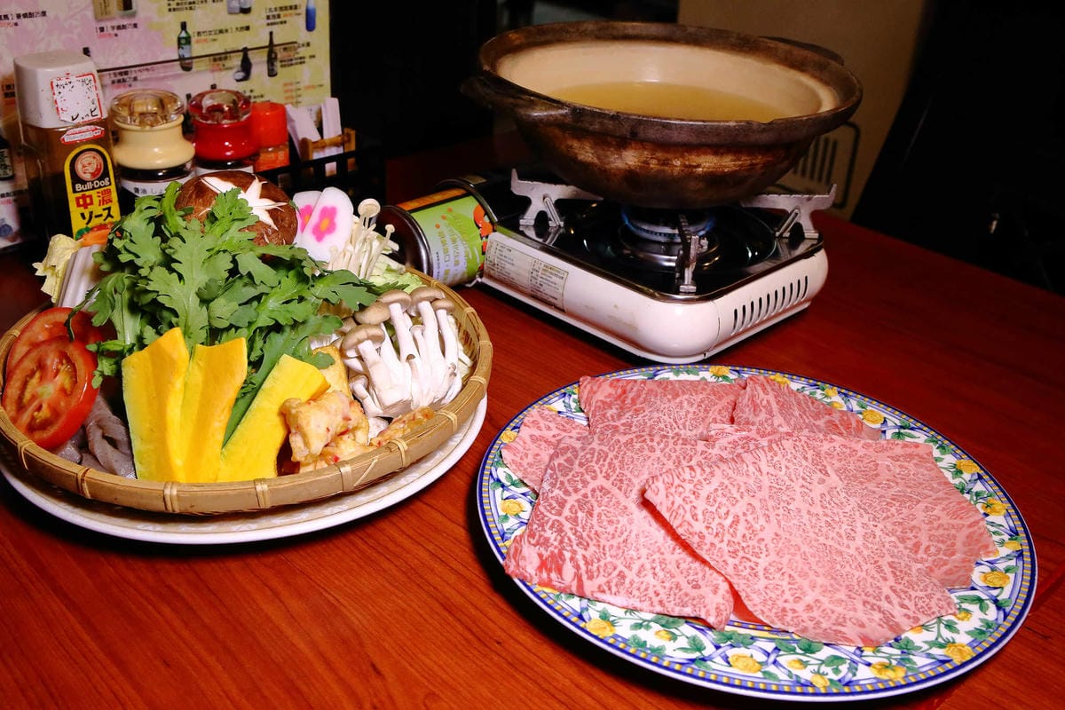 【食。台北】初穗居酒屋〜歲末聚餐破盤超優惠推薦。傳說中的日式家庭料理、大阪燒，不用飛日本！