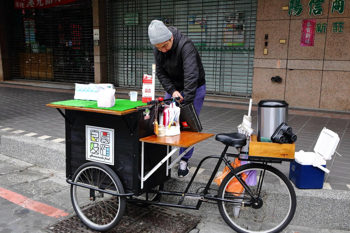 【食。新莊】良晨及作 – 手作三明治〜全員注意!餐車出沒!不定點販售,想吃還得靠運氣!